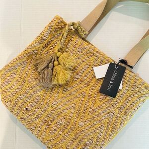 Chloe & Lex Woven Jute Tote Bag Women's 15" Tassels‎ Pockets Snap Closure NWT